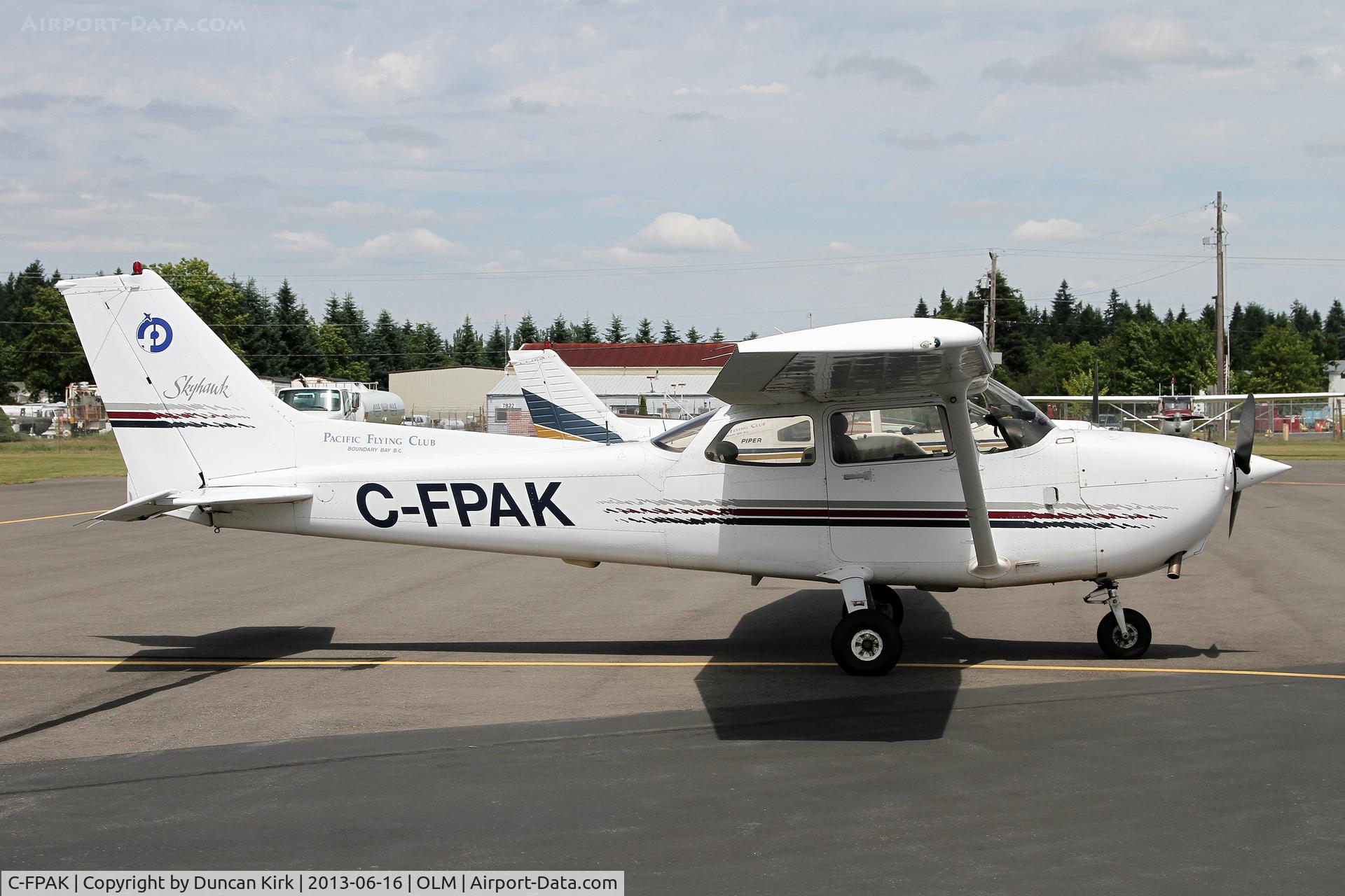 C-FPAK, Cessna 172R C/N 17280100, Part a three aircraft contingent of Canadian aircraft visiting Olympia