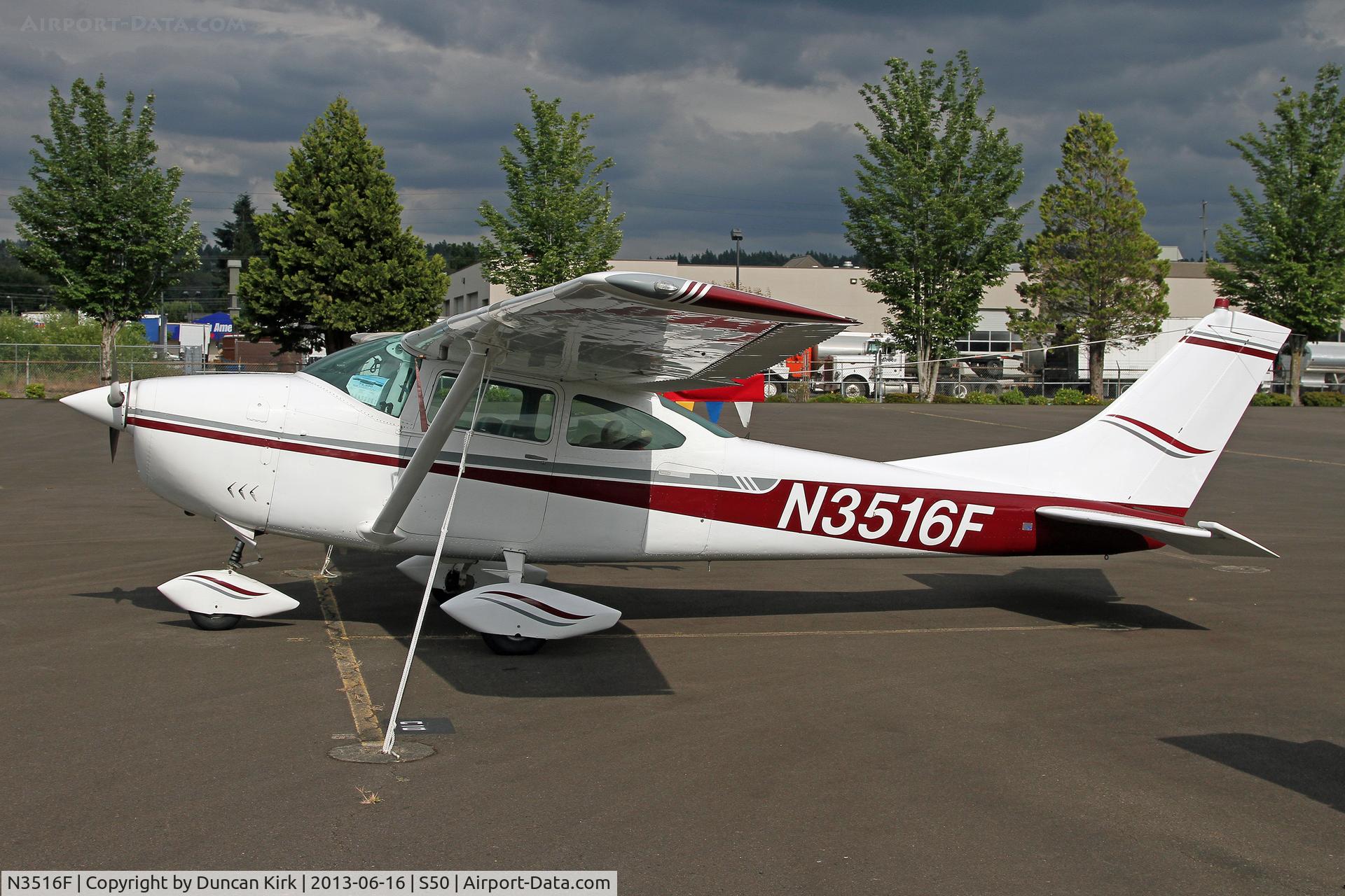 N3516F, 1966 Cessna 182J Skylane C/N 18257516, This could be yours for $73,500 so the sign in the window says. Tip top condition too.