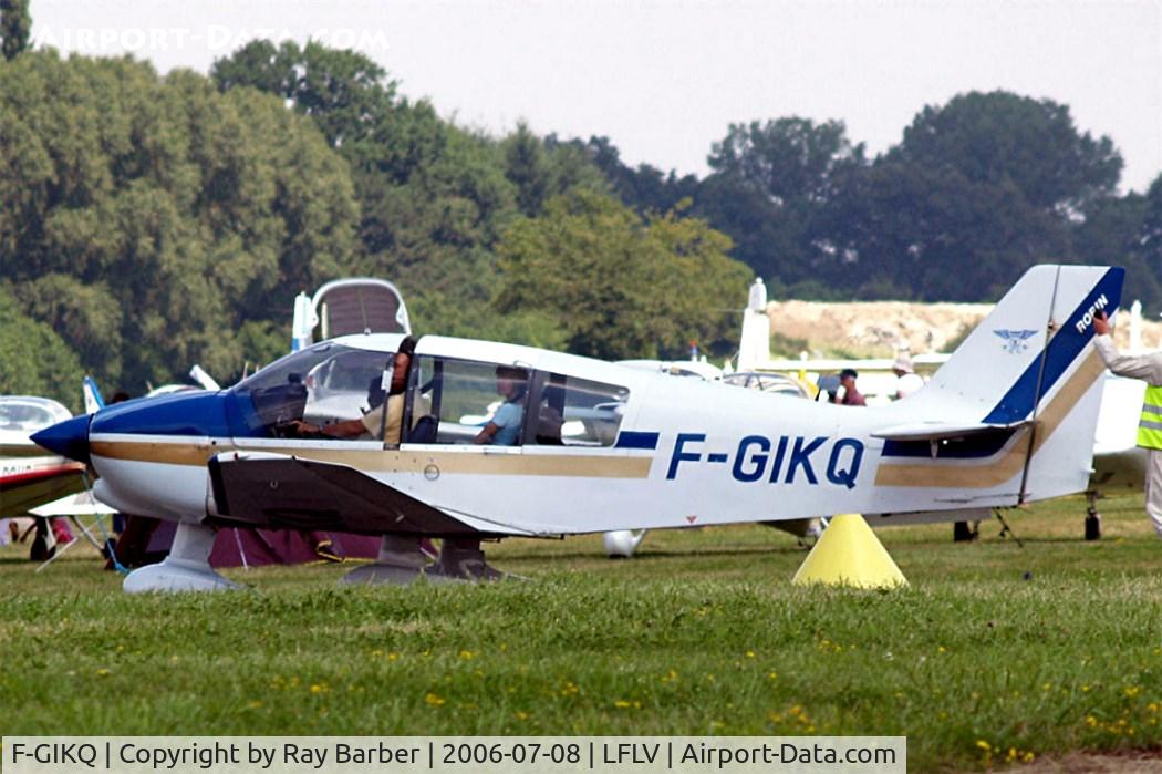 F-GIKQ, Robin DR-400-120 Dauphin C/N 1965, Robin DR.400/120 Petit Prince [1965] Vichy~F 08/07/2006