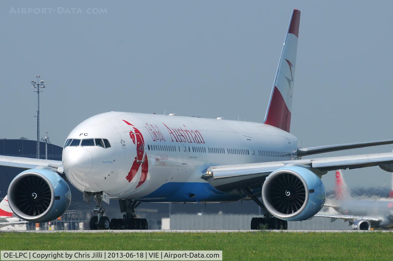 OE-LPC, 2002 Boeing 777-2Z9/ER C/N 29313, Austrian Airlines
