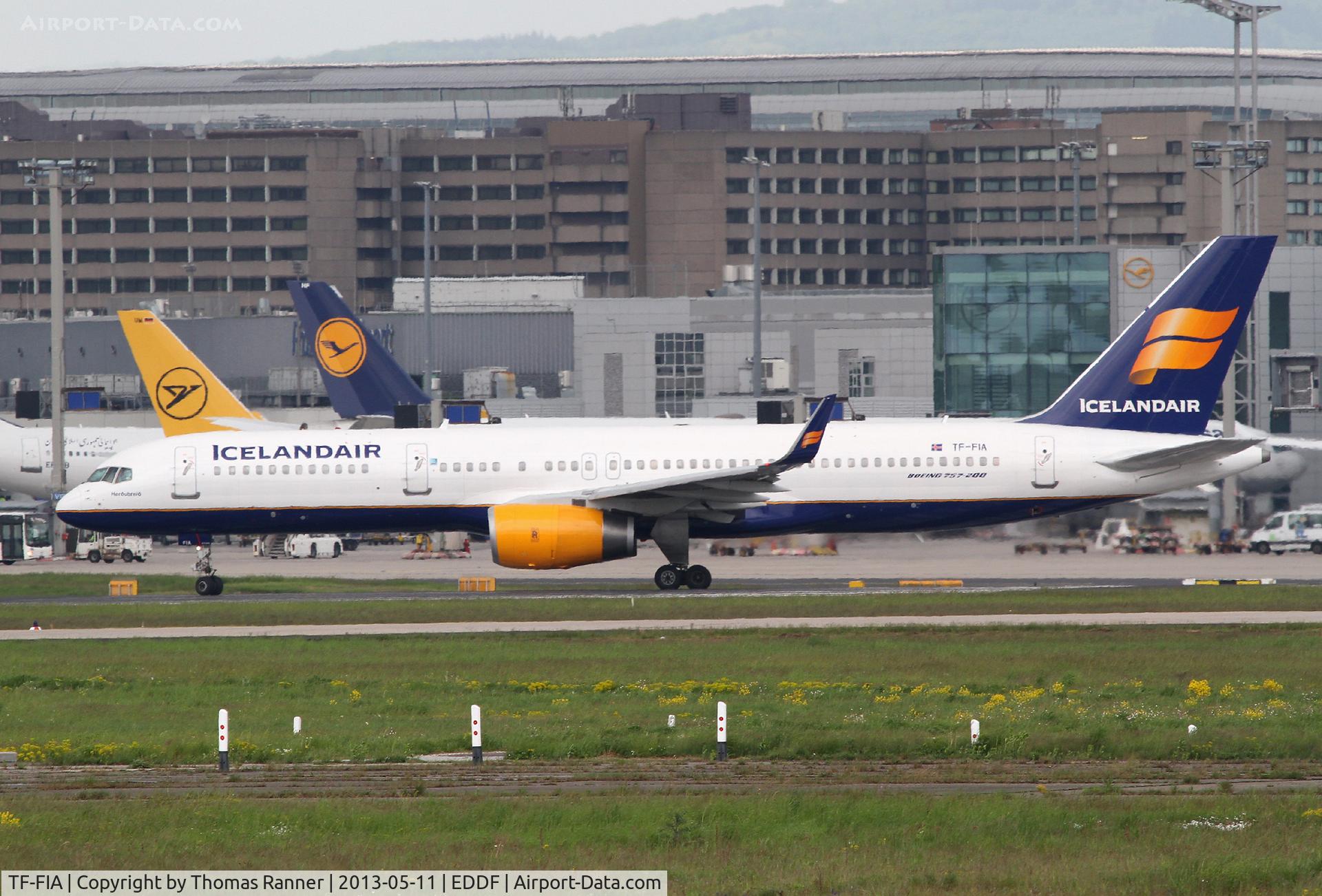 TF-FIA, 2000 Boeing 757-256 C/N 29310, Icelandair Boeing 757