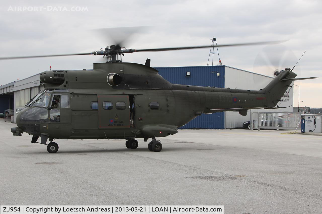 ZJ954, Westland Puma HC.2 C/N 1310, Fuelstop at LOAN Airfield