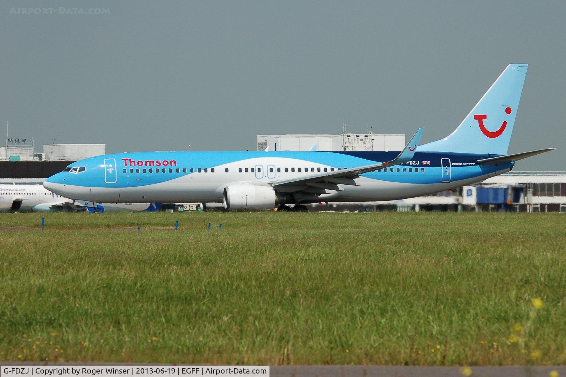 G-FDZJ, 2007 Boeing 737-8K5 C/N 34690, Thomson's B738 departing to Paphos International, Cyprus.