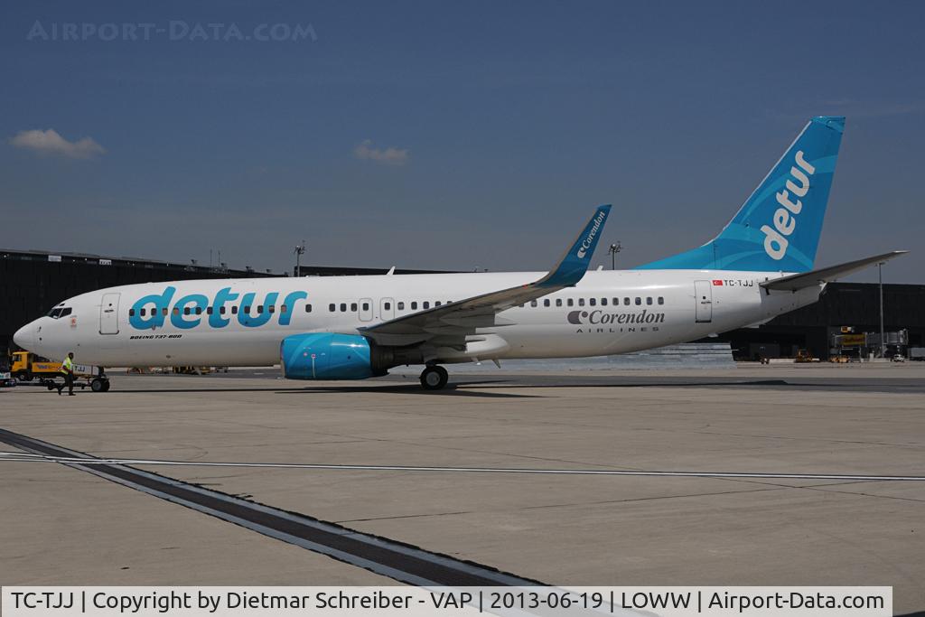 TC-TJJ, 2000 Boeing 737-8S3 C/N 29247, Corendom 737-800