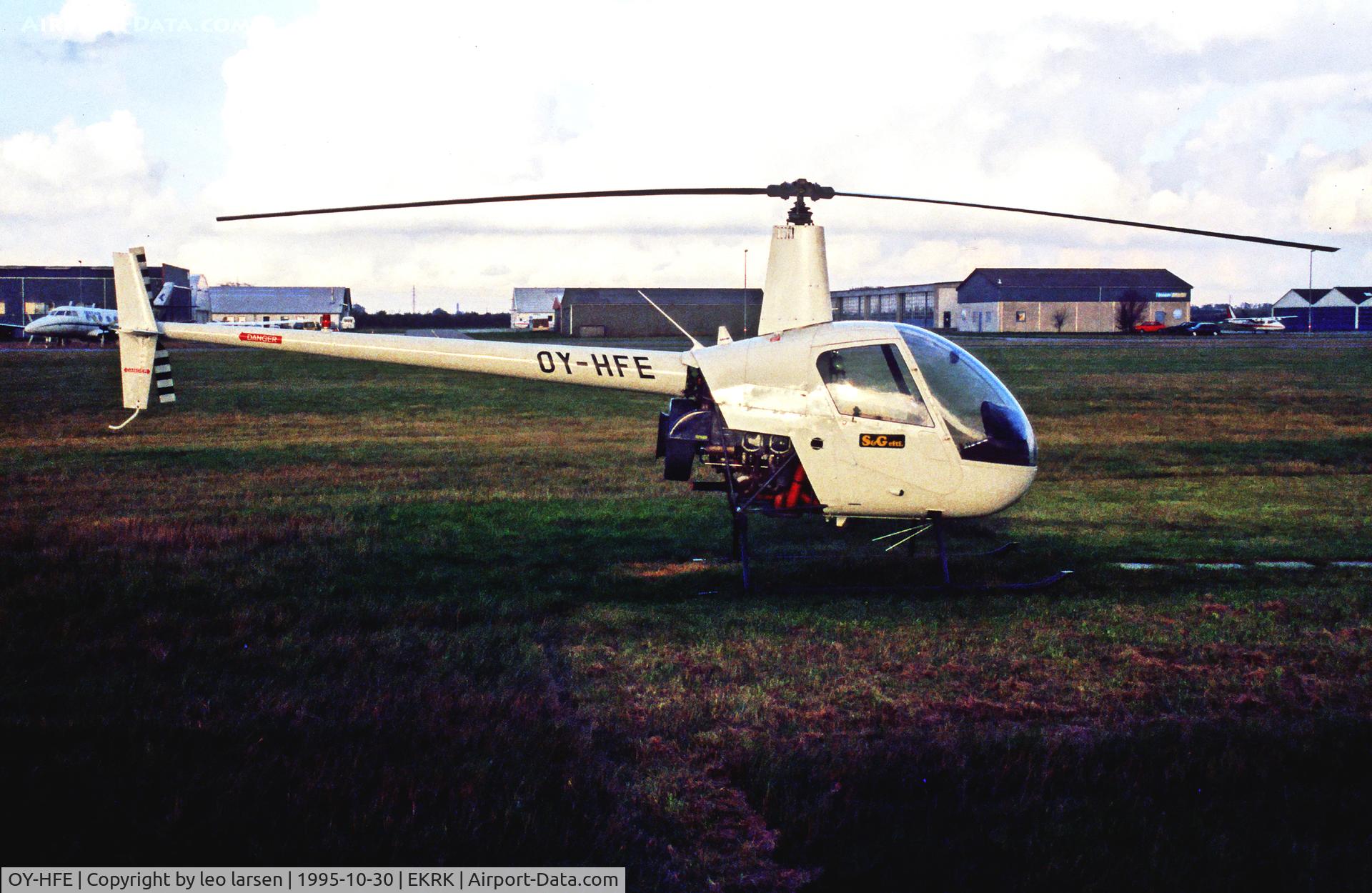 OY-HFE, 1990 Robinson R22 Beta C/N 1480, Roskilde RKE Denmark 30.10.95