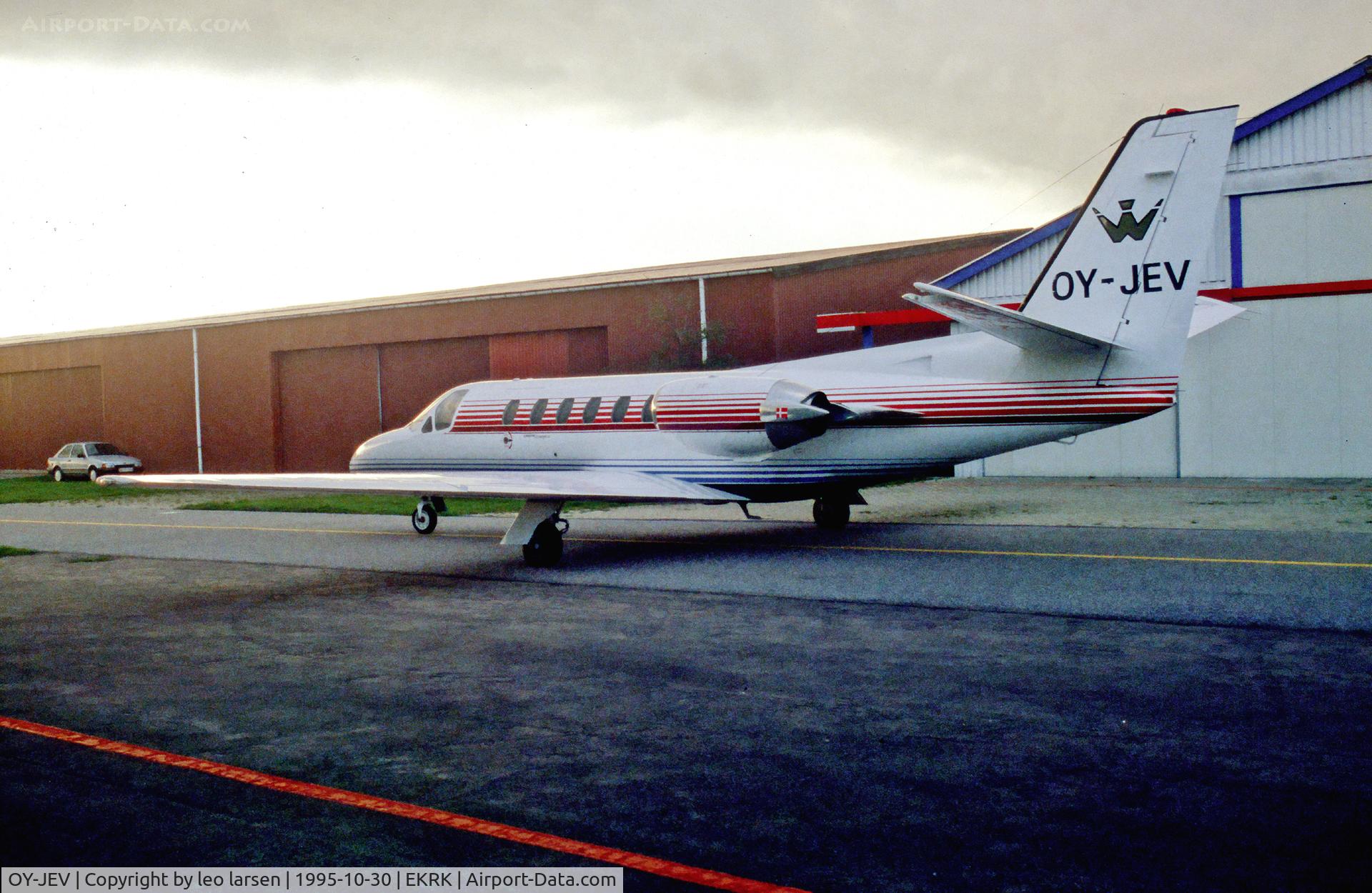 OY-JEV, 1981 Cessna 550 Citation II C/N 550-0284, RKE Roskilde Denmark 30.10.95