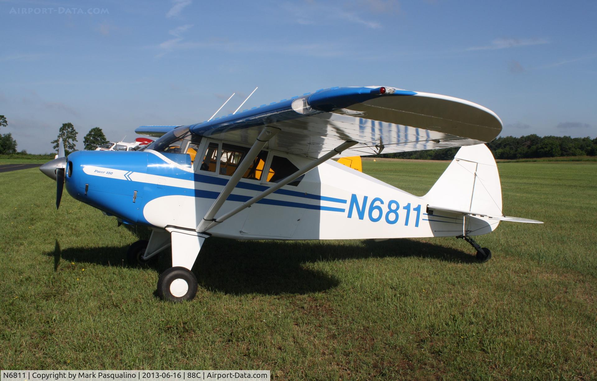 N6811, 1957 Piper PA-22-150 Tri Pacer C/N 22-4783, Piper PA-22-150