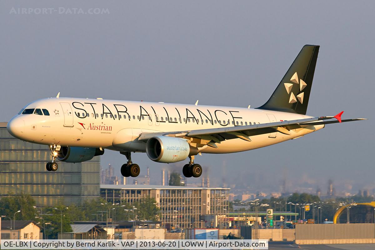 OE-LBX, 2002 Airbus A320-214 C/N 1735, Rwy 16