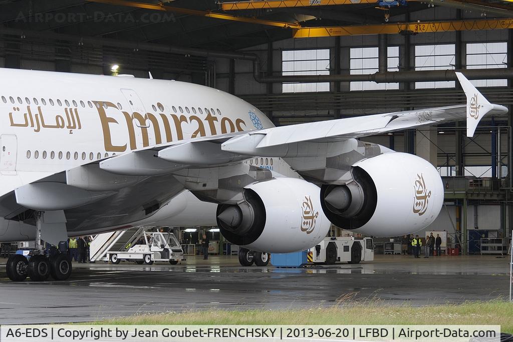 A6-EDS, 2011 Airbus A380-861 C/N 086, first landing for UAE3073 et BOD to Sabena Tecnics