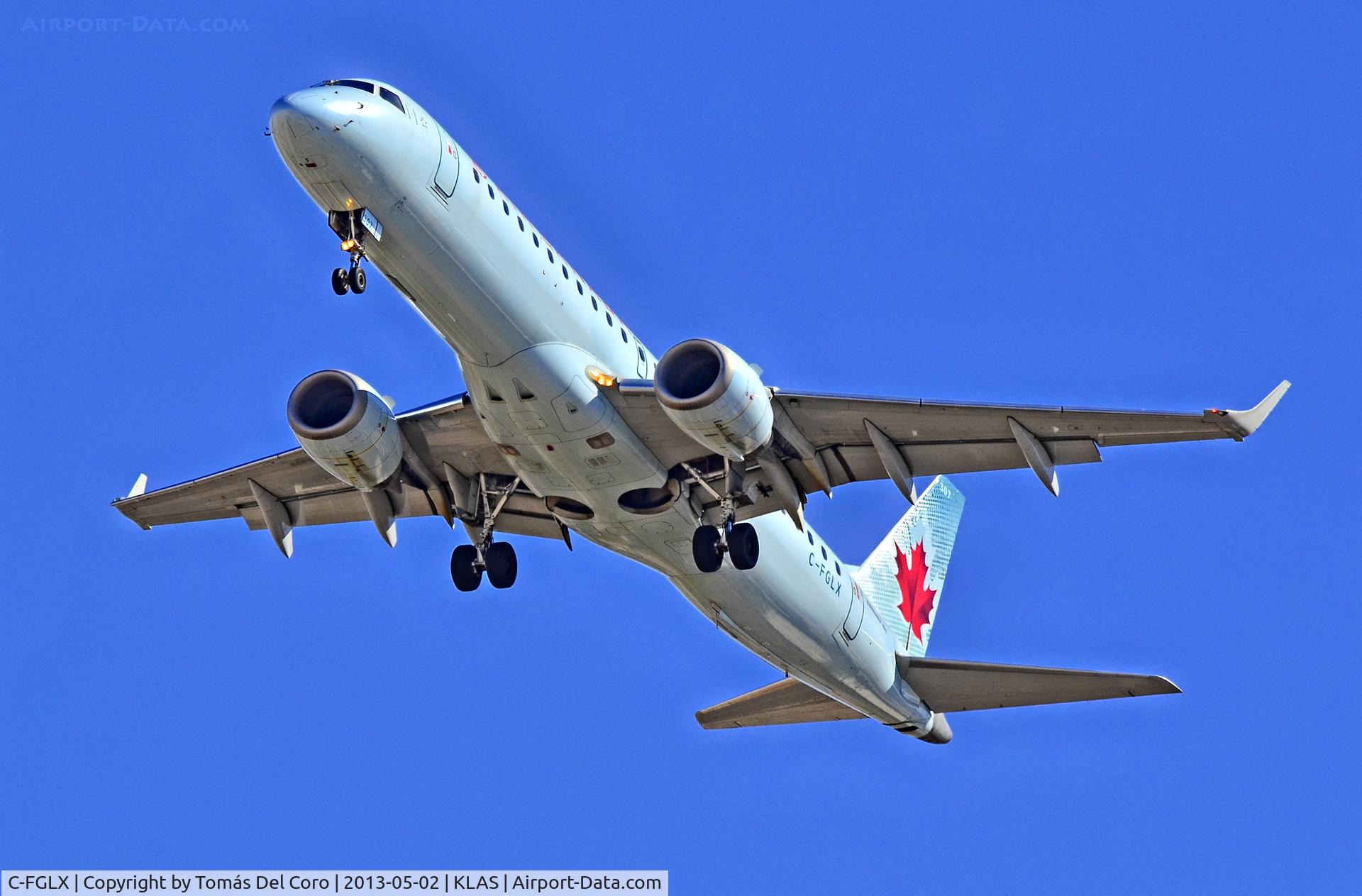C-FGLX, 2006 Embraer 190AR (ERJ-190-100IGW) C/N 19000024, C-FGLX Air Canada Embraer ERJ-190-100IGW 190AR (cn 19000024)

McCarran International Airport (KLAS)
Las Vegas, Nevada
TDelCoro
May 2, 2013