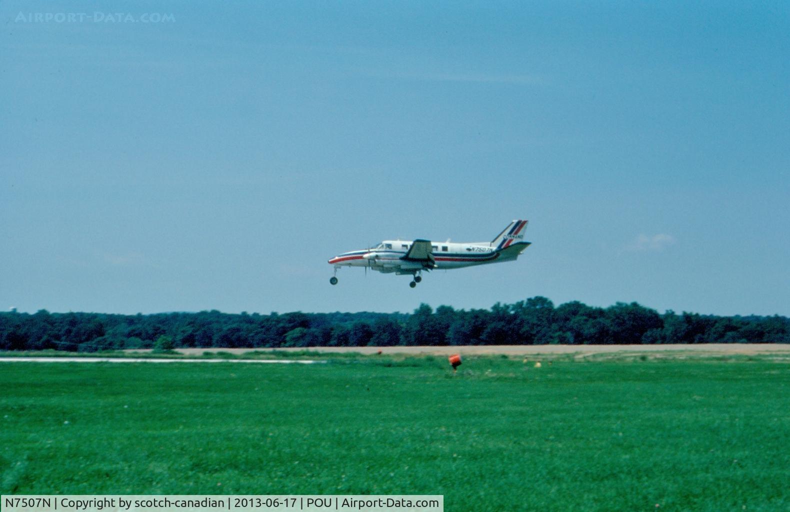 N7507N, 1968 Beech 99 Airliner C/N U-27, Command Airways Beechcraft 99, N7507N on short final for Runway 24 at Dutchess County Airport, Poughkeepsie, NY - September 1976