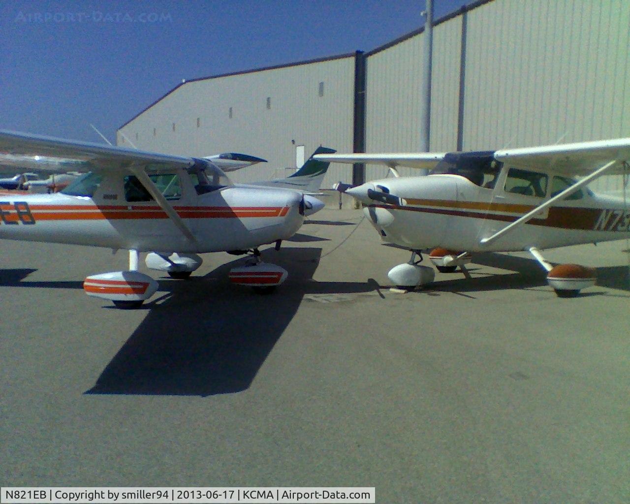N821EB, 1981 Cessna 152 C/N 15285210, head to head with 172 n733fn