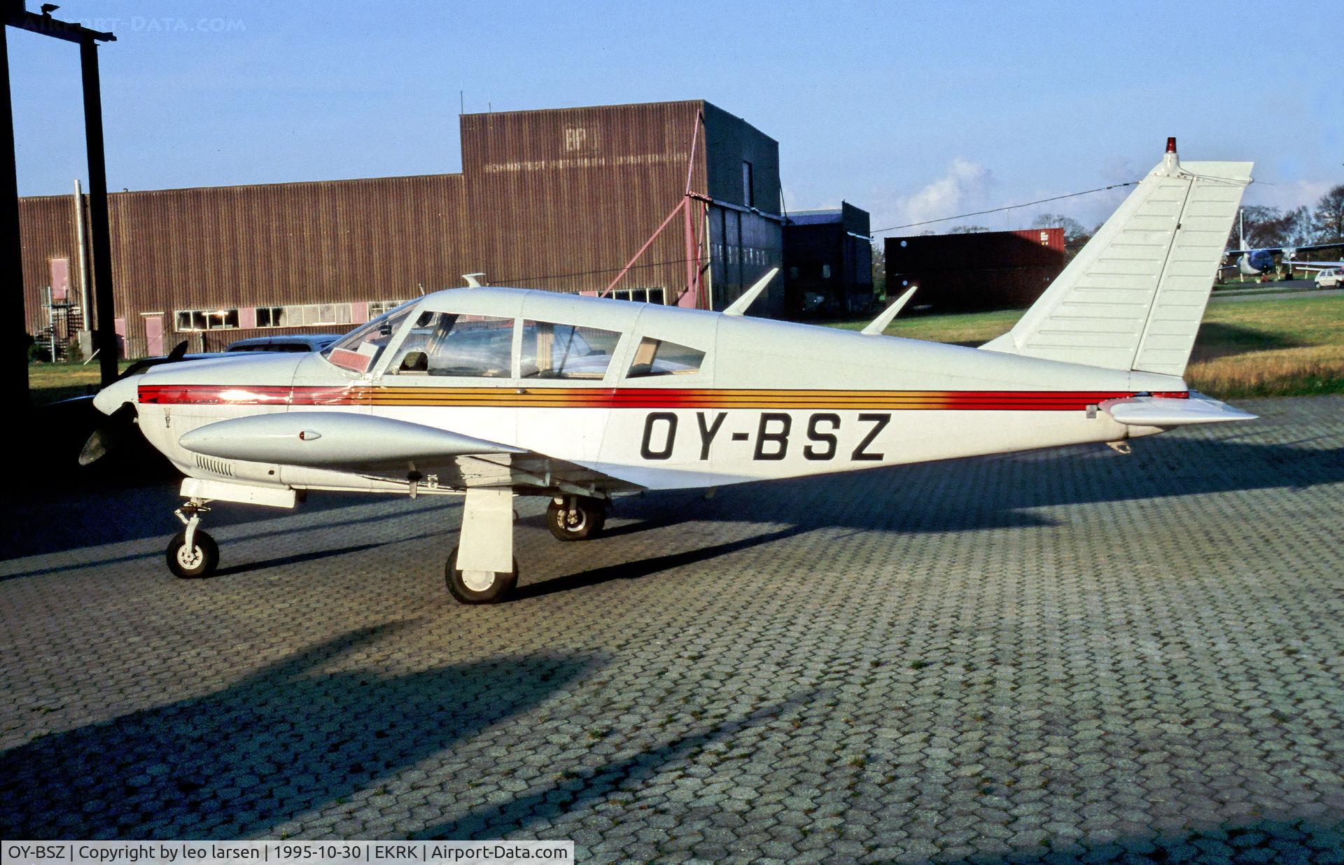 OY-BSZ, 1968 Piper PA-28R-180 Cherokee Arrow C/N 28R-30332, RKE Roskilde Denmark 30.10.95