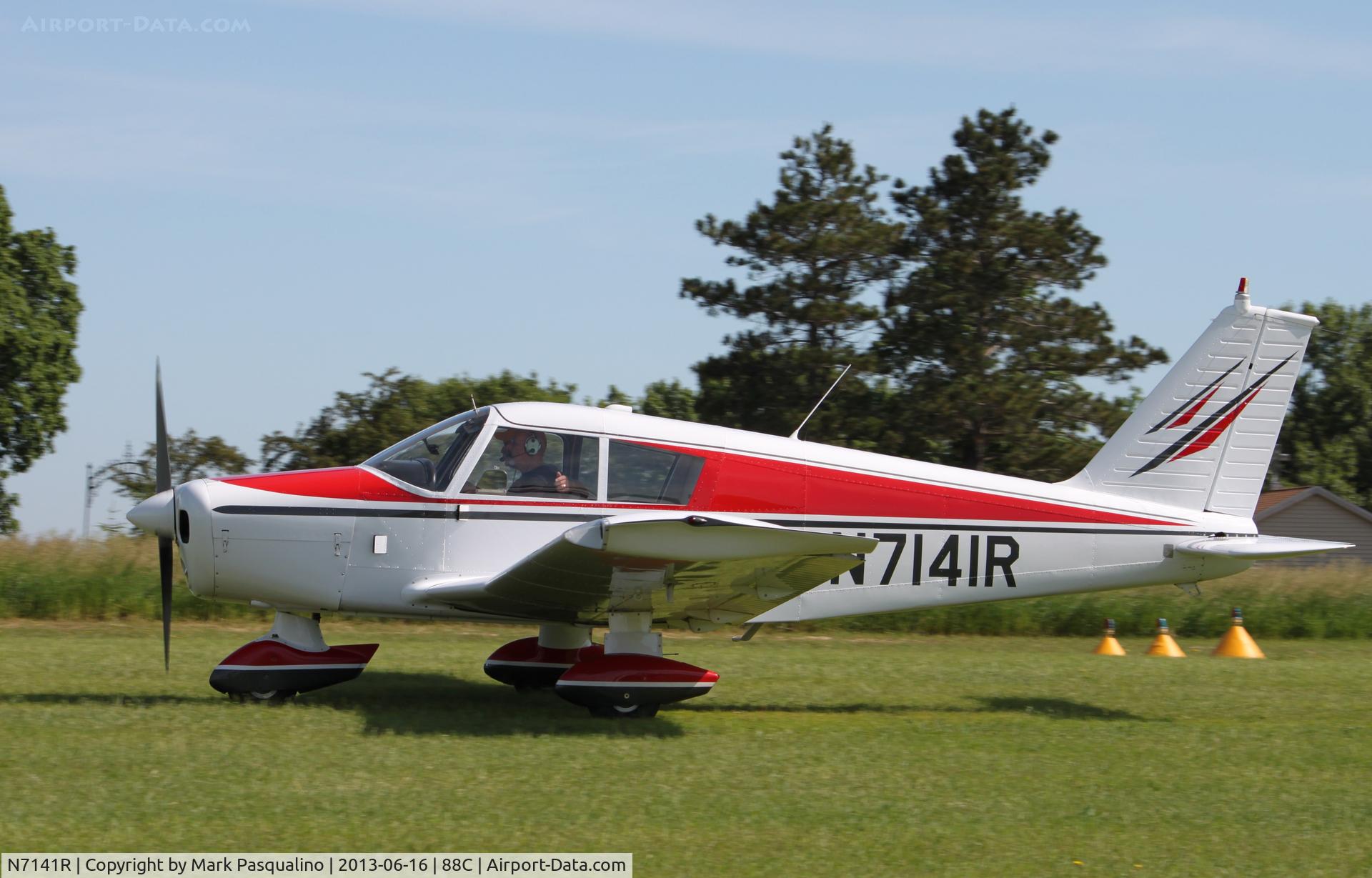 N7141R, 1966 Piper PA-28-140 C/N 28-21845, Piper PA-28-140