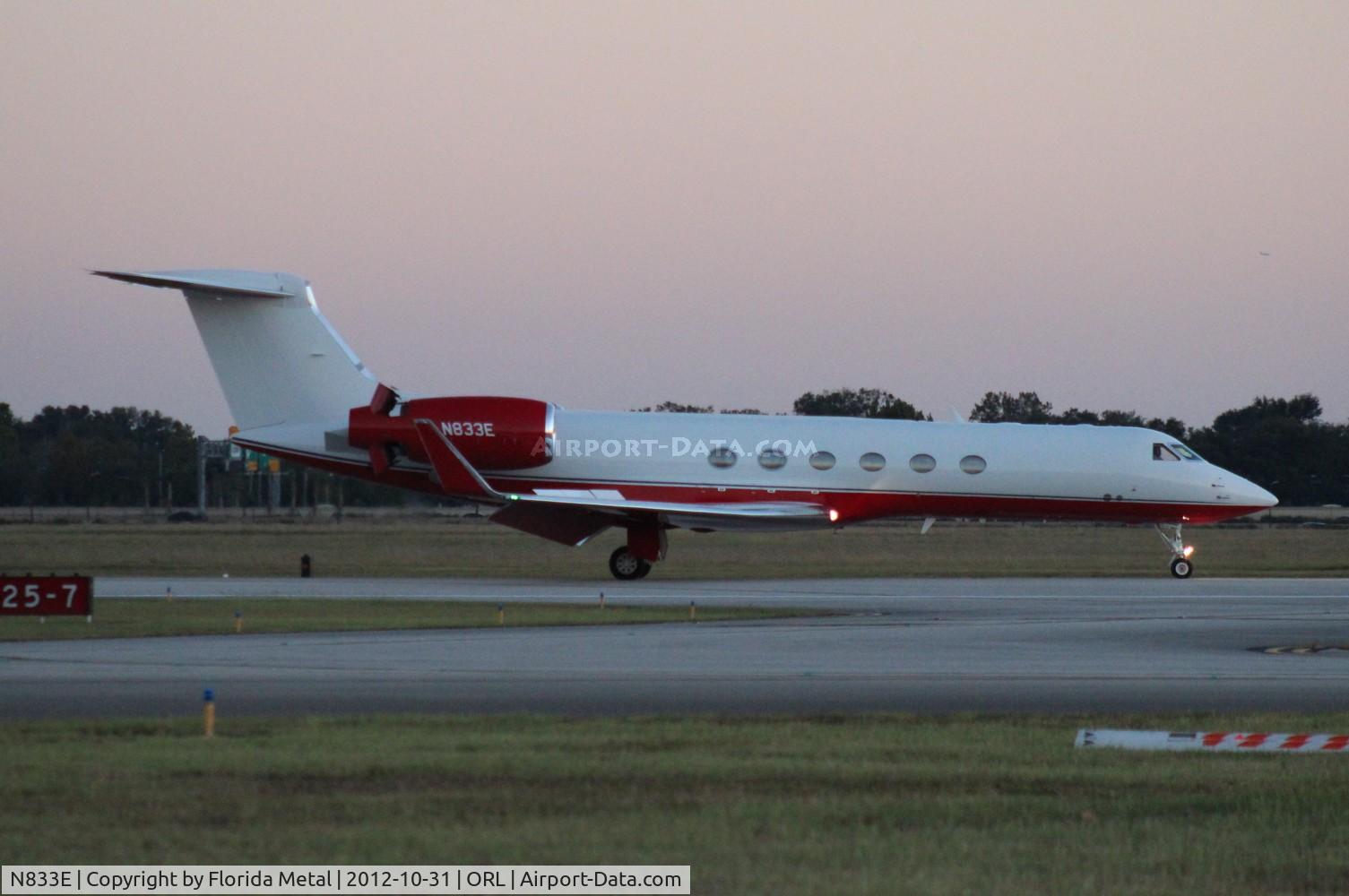 N833E, 1998 Gulfstream Aerospace G-V C/N 557, Gulfstream V
