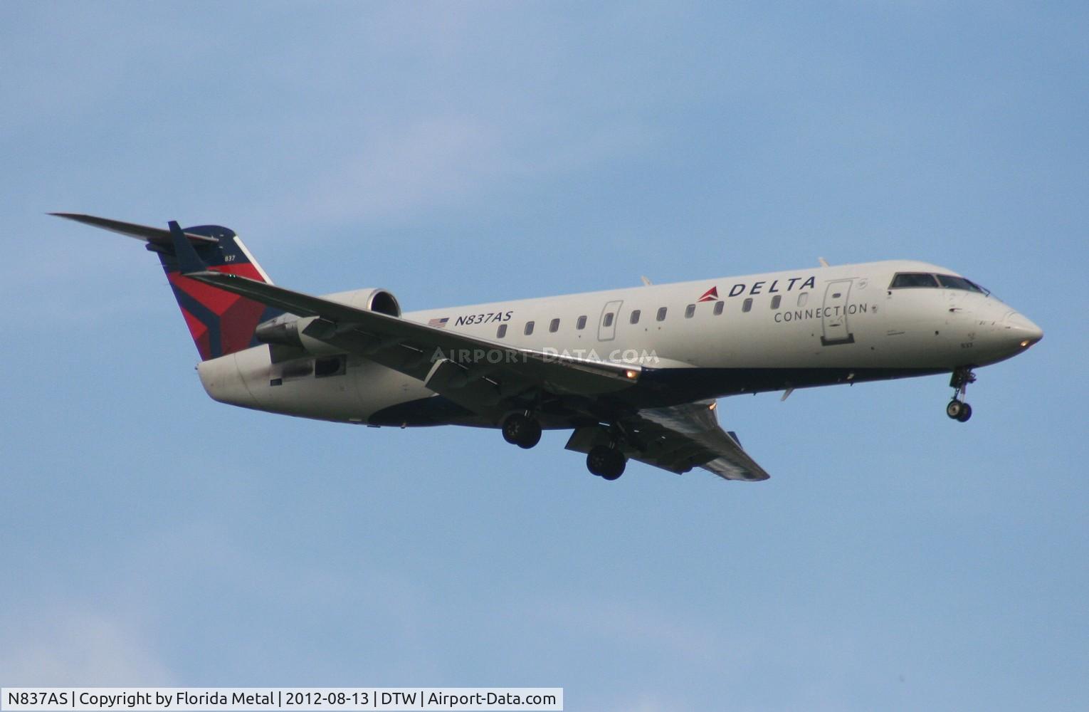 N837AS, 1998 Bombardier CRJ-200ER (CL-600-2B19) C/N 7271, Delta Connection CRJ