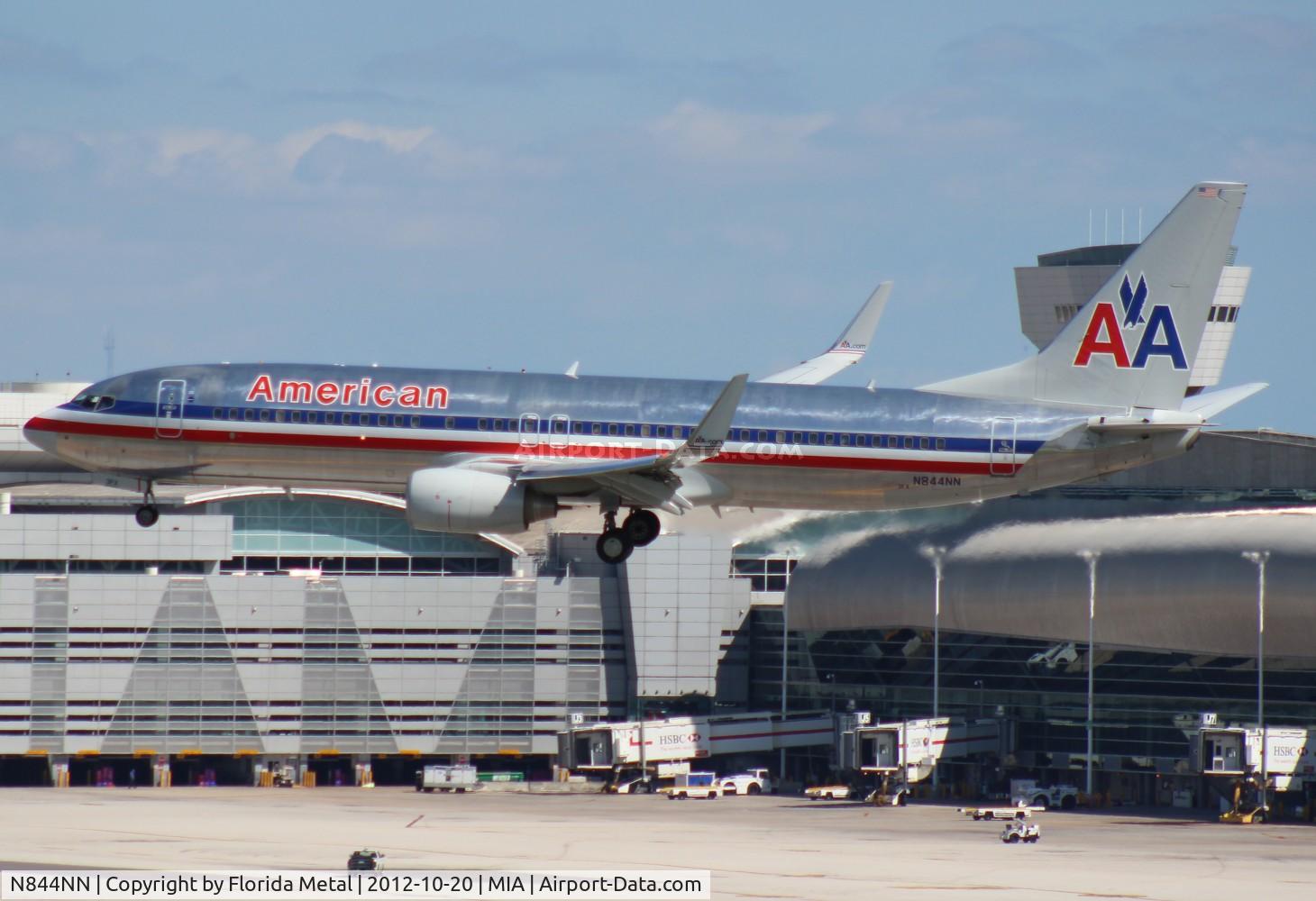 N844NN, 2010 Boeing 737-823 C/N 33212, American 737-800
