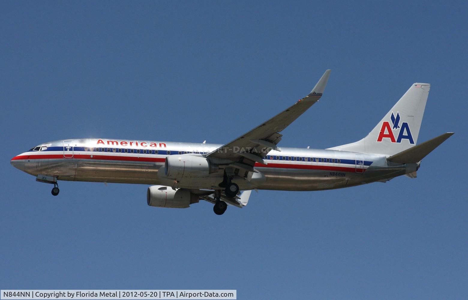 N844NN, 2010 Boeing 737-823 C/N 33212, American 737-800