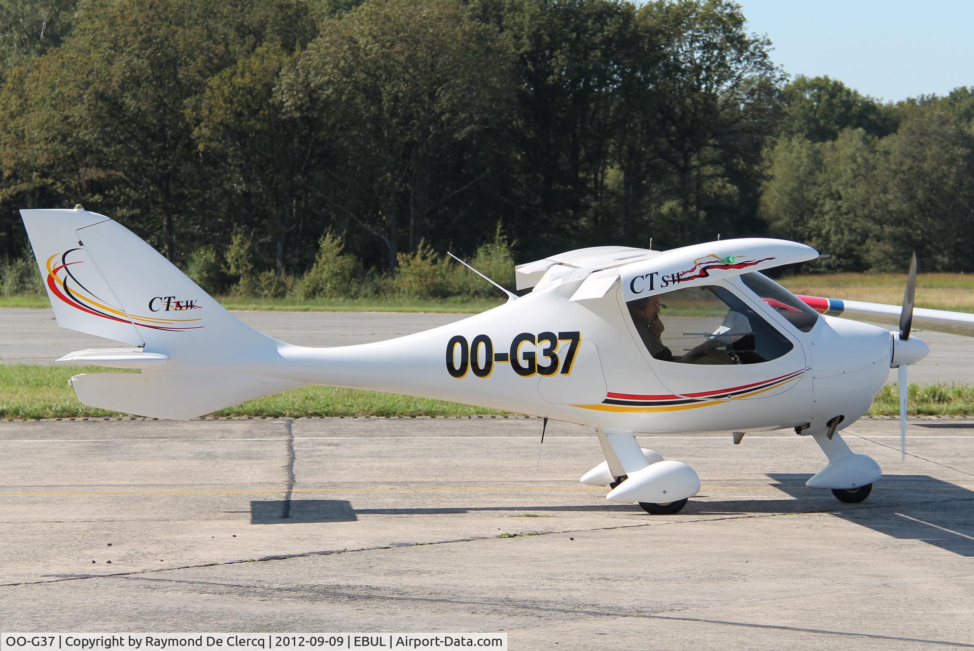 OO-G37, 2009 Flight Design CTSW C/N D09-02-15, Ursel  9-9-12