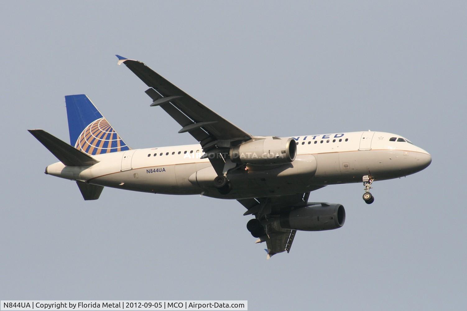 N844UA, 2001 Airbus A319-131 C/N 1581, United A319
