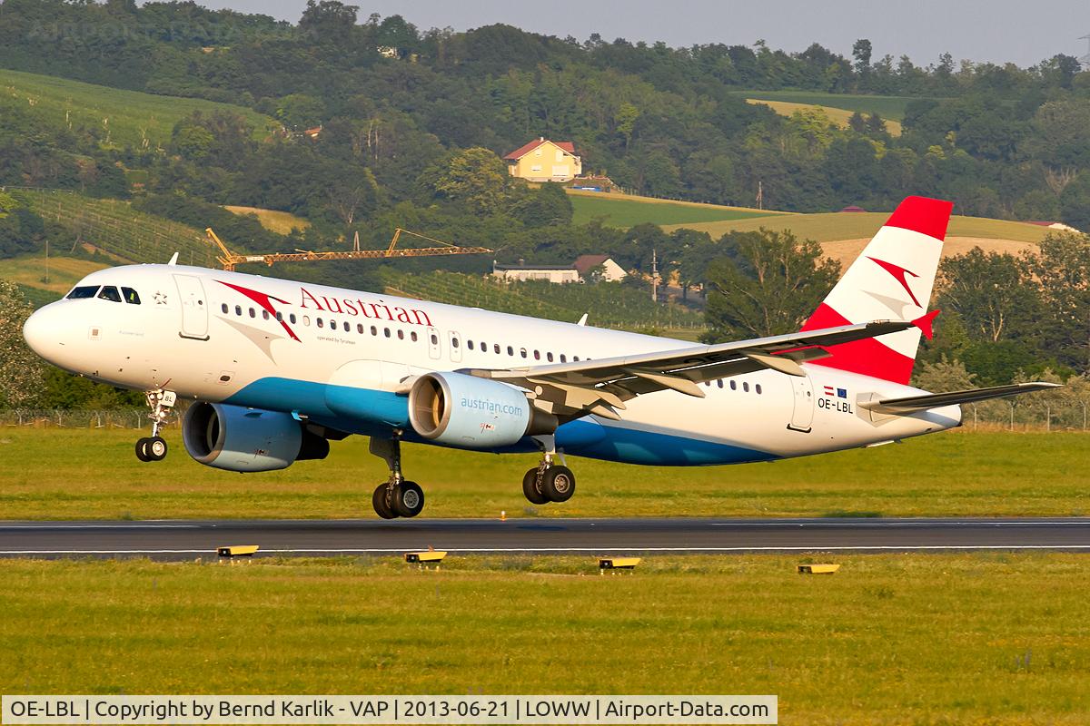 OE-LBL, 2003 Airbus A320-214 C/N 2009, Rwy 34