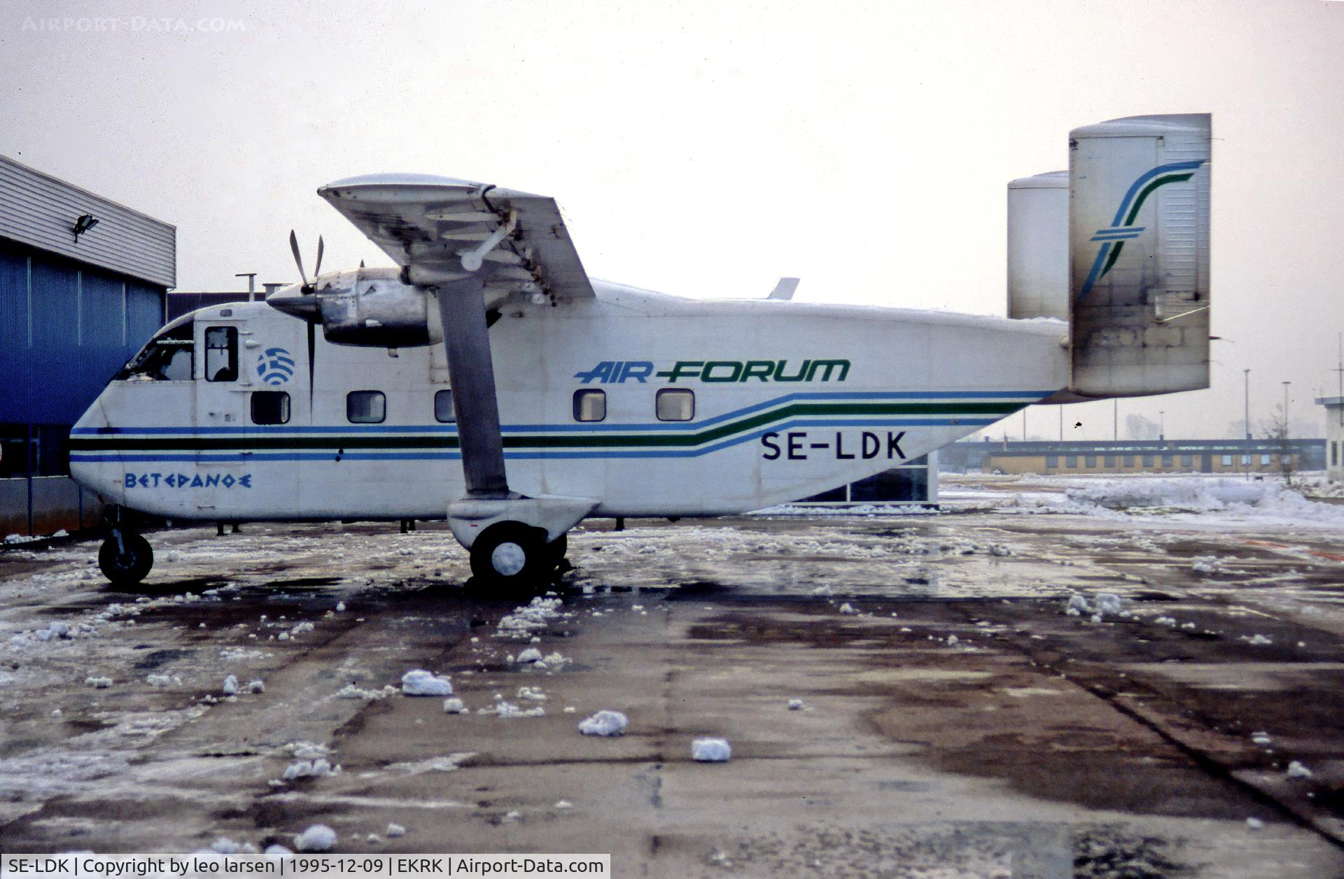 SE-LDK, 1969 Short SC-7 Skyvan C/N SH.1870, RKE Roskilde 9.12.95