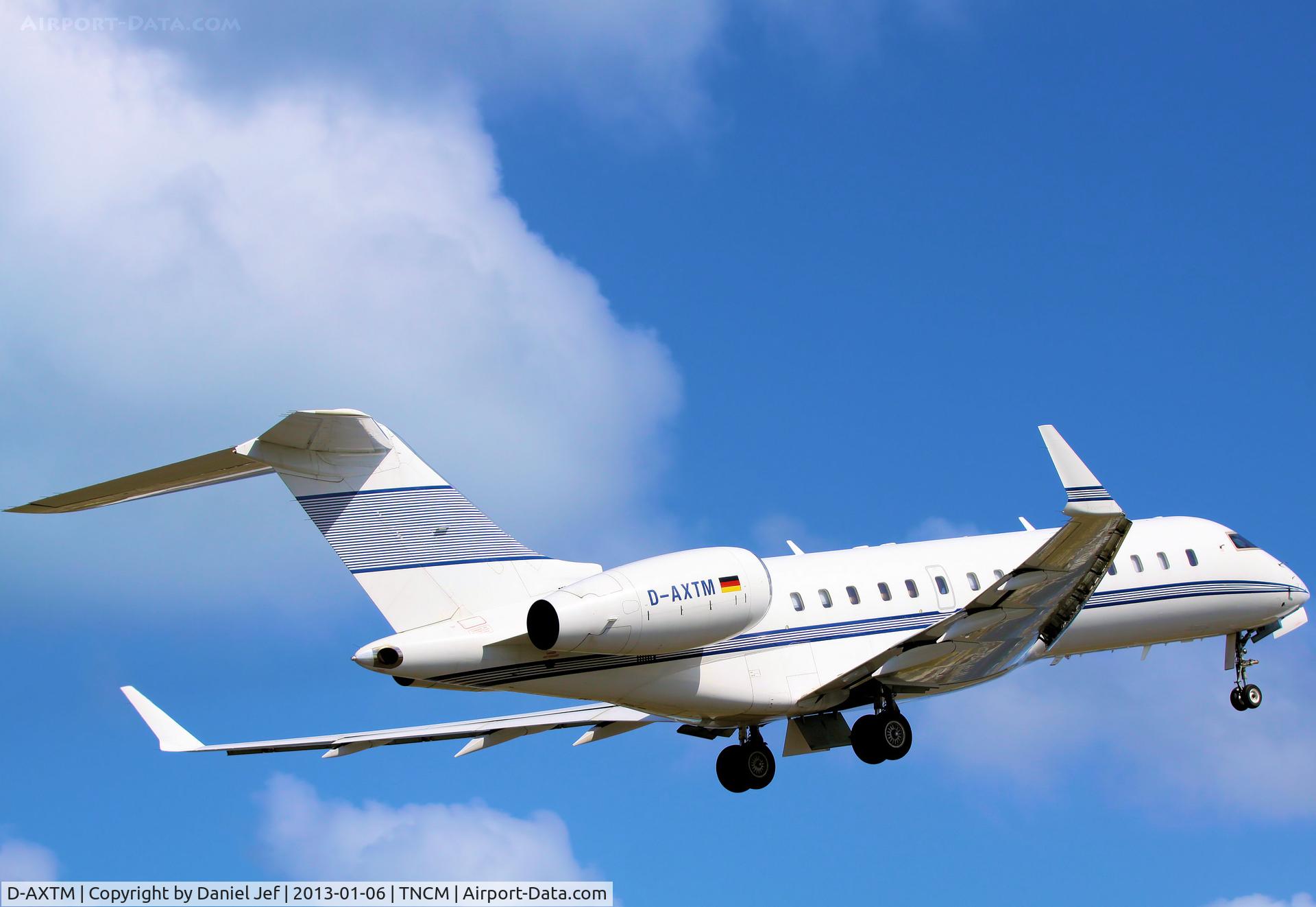 D-AXTM, 2001 Bombardier BD-700-1A10 Global Express C/N 9102, D-AXTM
