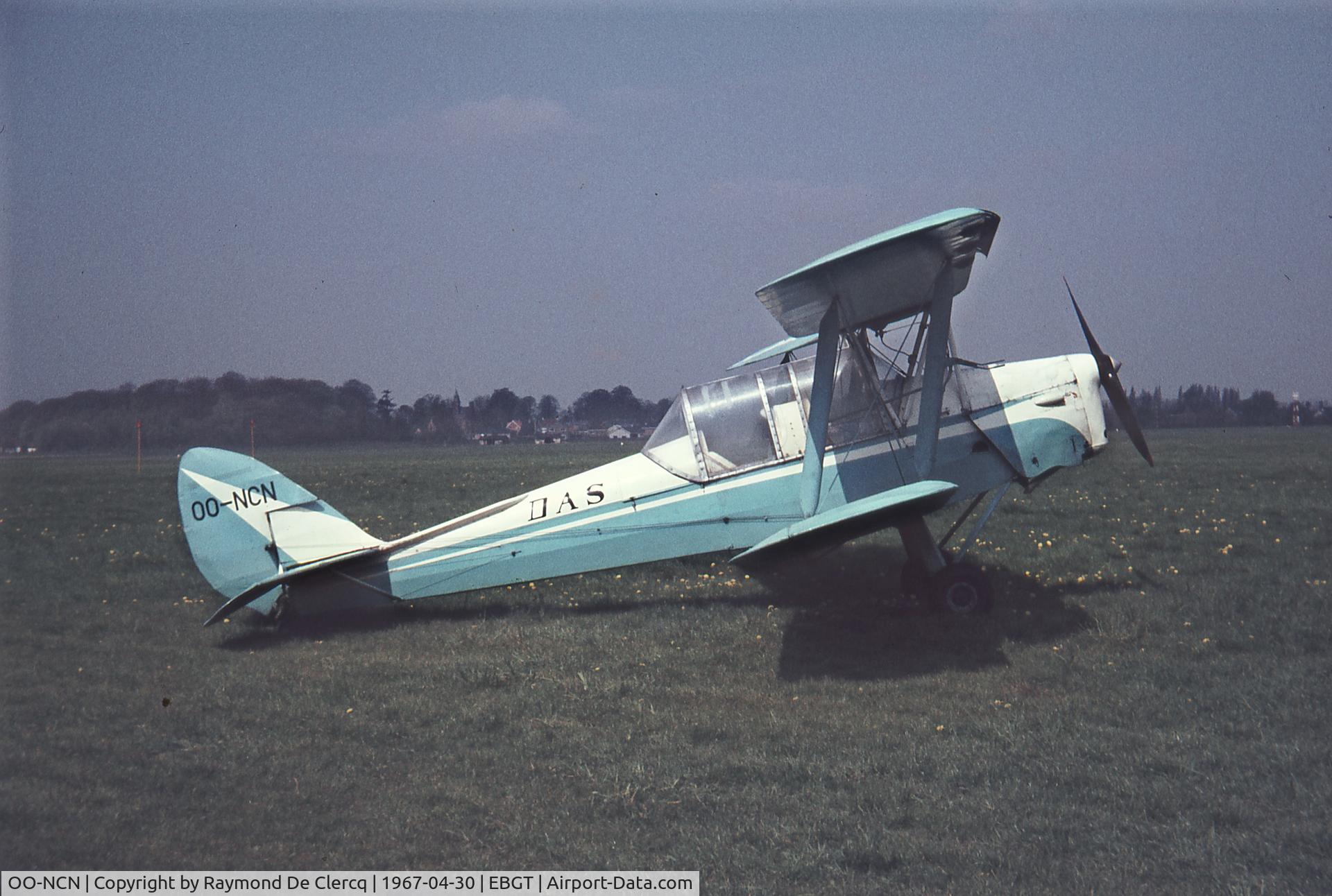 OO-NCN, 1942 De Havilland DH-82A Tiger Moth II C/N 85674, Gent  30-4-67