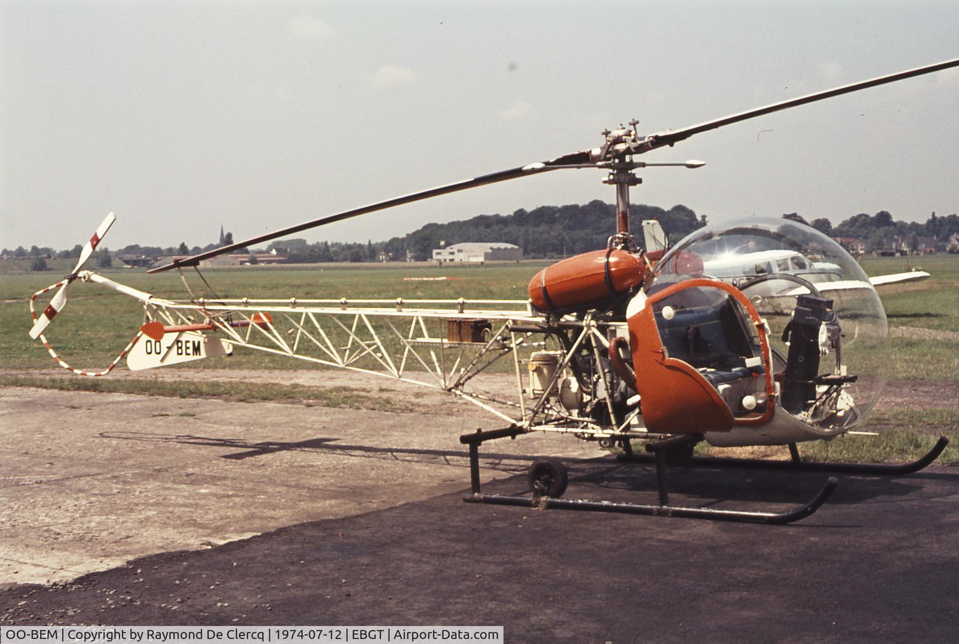 OO-BEM, 1958 Bell 47G-2 C/N 2225, Gent  12-7-74