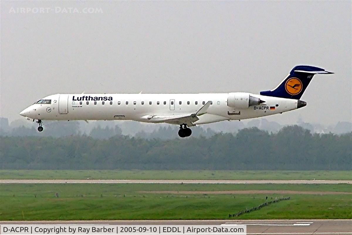 D-ACPR, 2003 Canadair CRJ-701ER (CL-600-2C10) Regional Jet C/N 10098, Canadair CRJ-700 [10098] (Lufthansa Regional) Dusseldorf~D 10/09/2005