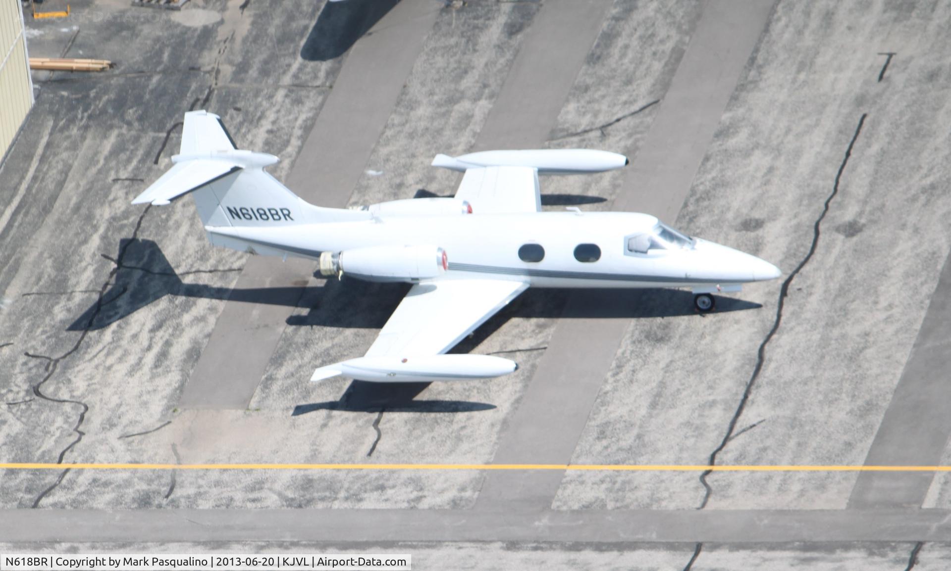 N618BR, 1968 Learjet Inc 23 C/N 23-082A, Learjet 23