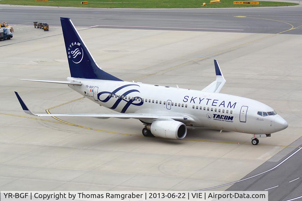 YR-BGF, 2001 Boeing 737-78J C/N 28440, Tarom Boeing 737-700