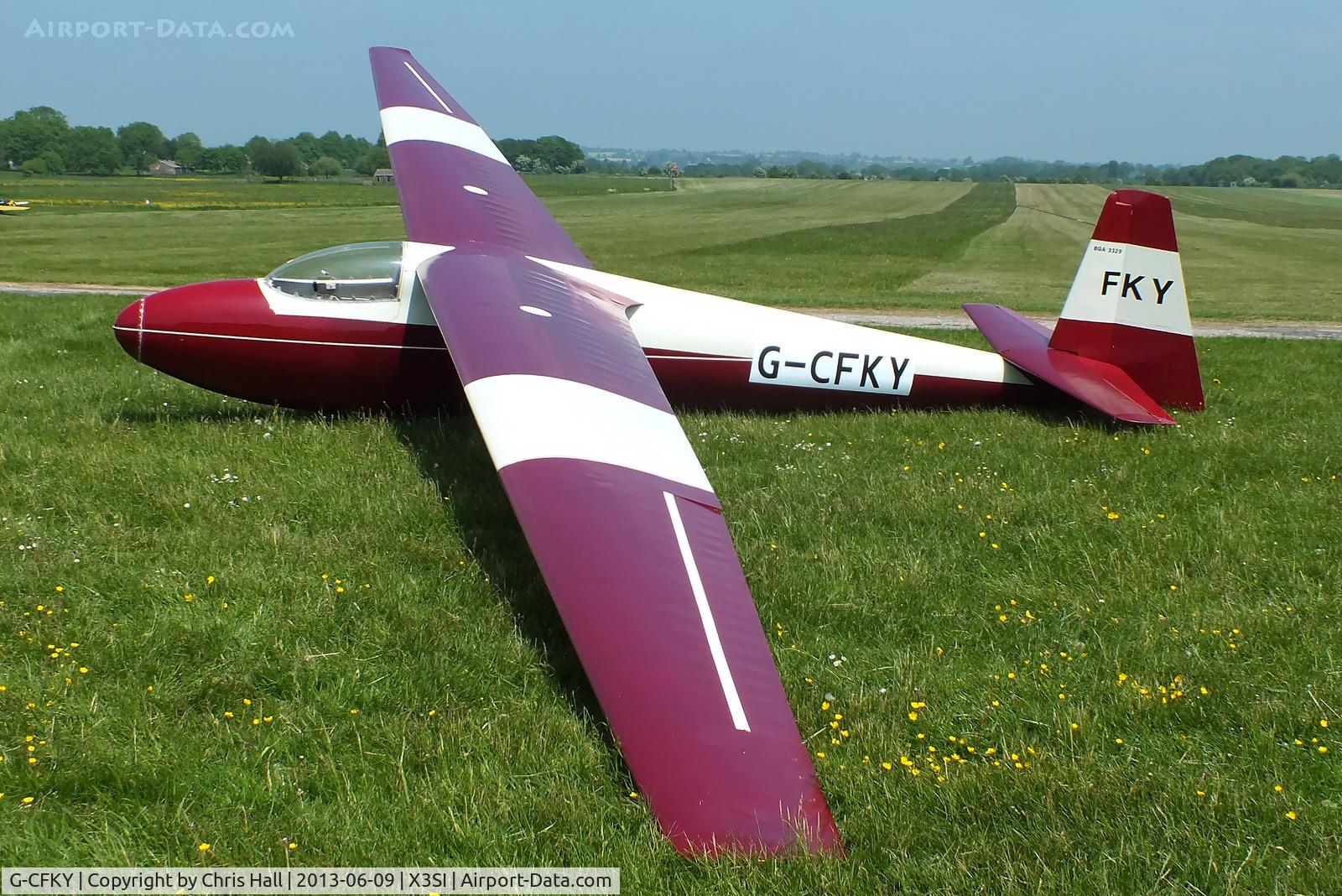 G-CFKY, 1960 Schleicher Ka-6CR Rhonsegler C/N 822, Staffordshire Gliding Club, Seighford Airfield