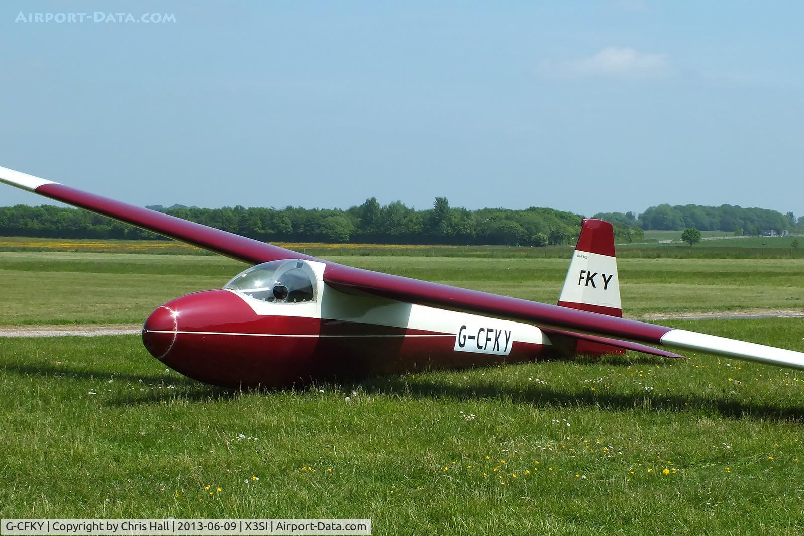 G-CFKY, 1960 Schleicher Ka-6CR Rhonsegler C/N 822, Staffordshire Gliding Club, Seighford Airfield