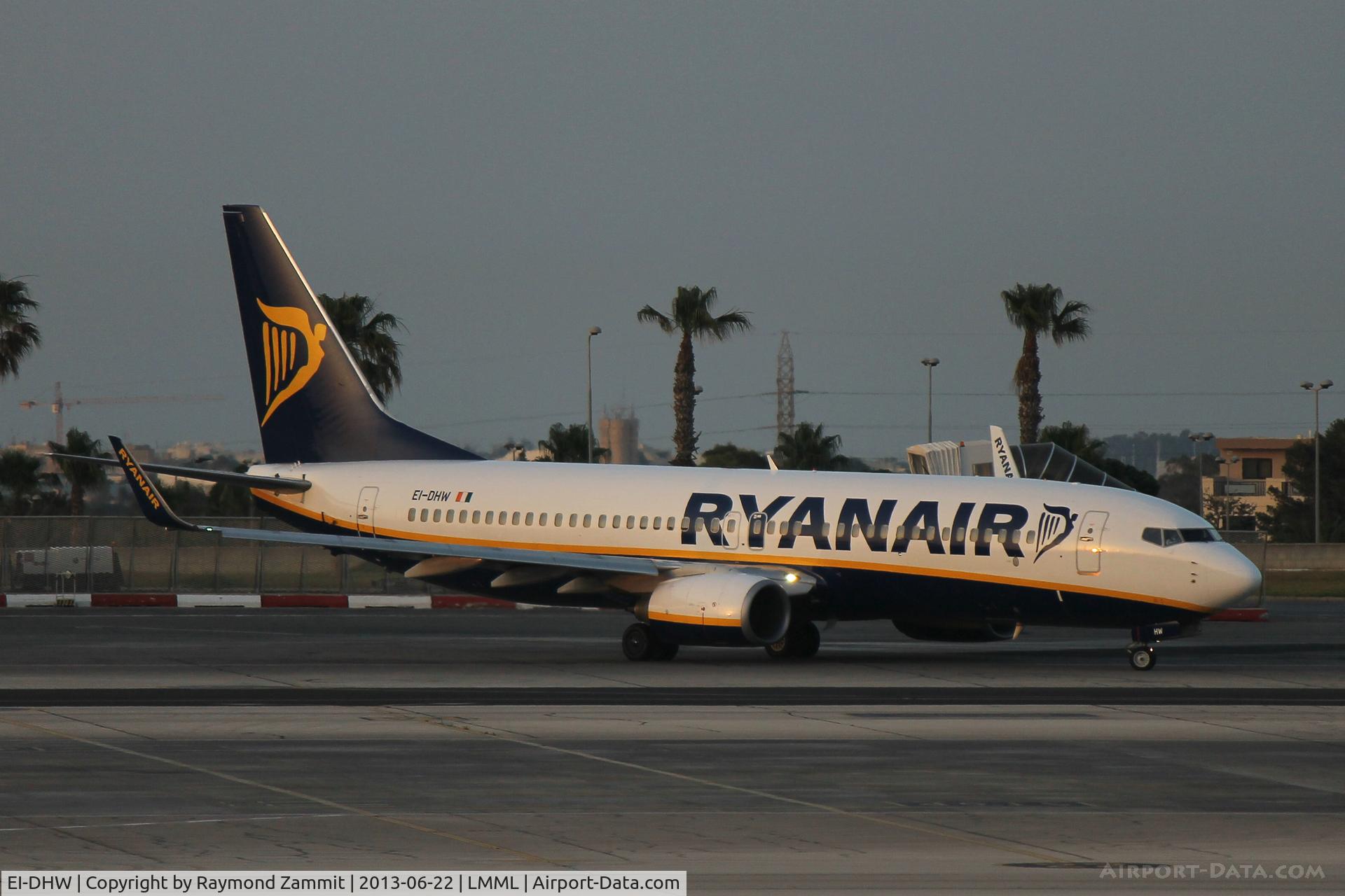 EI-DHW, 2005 Boeing 737-8AS(WL) C/N 33823, B737-800 EI-DHW Ryanair.