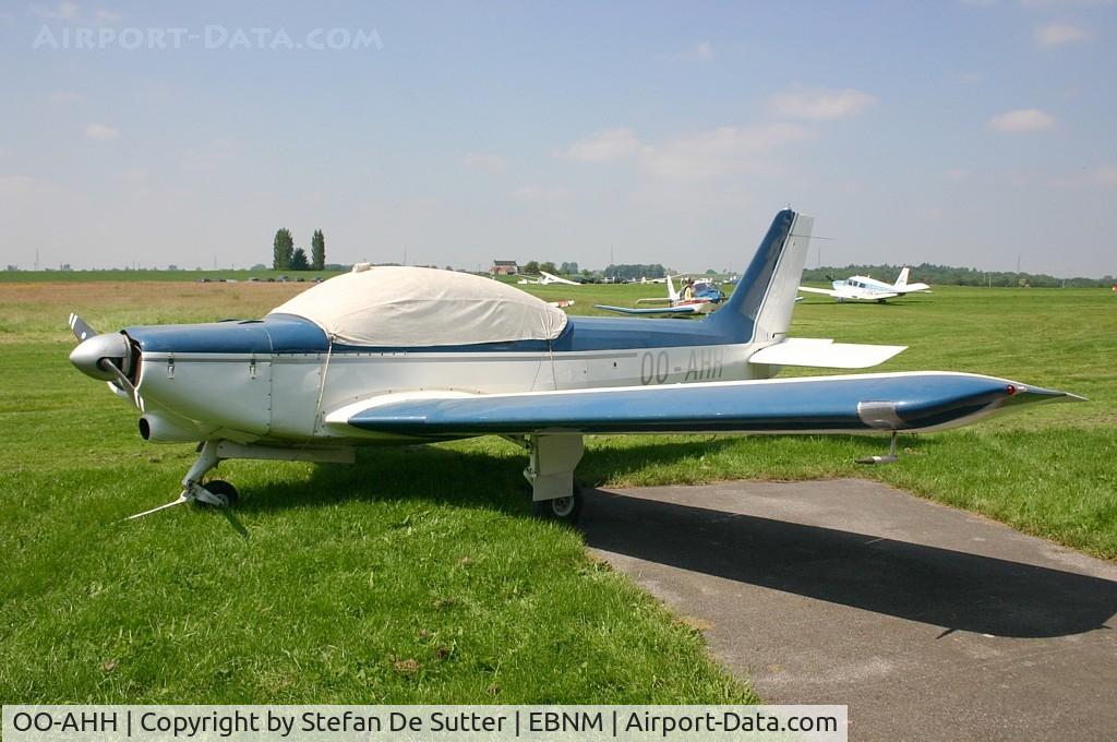OO-AHH, Wassmer WA-40A Super IV C/N 124, @ Namur.