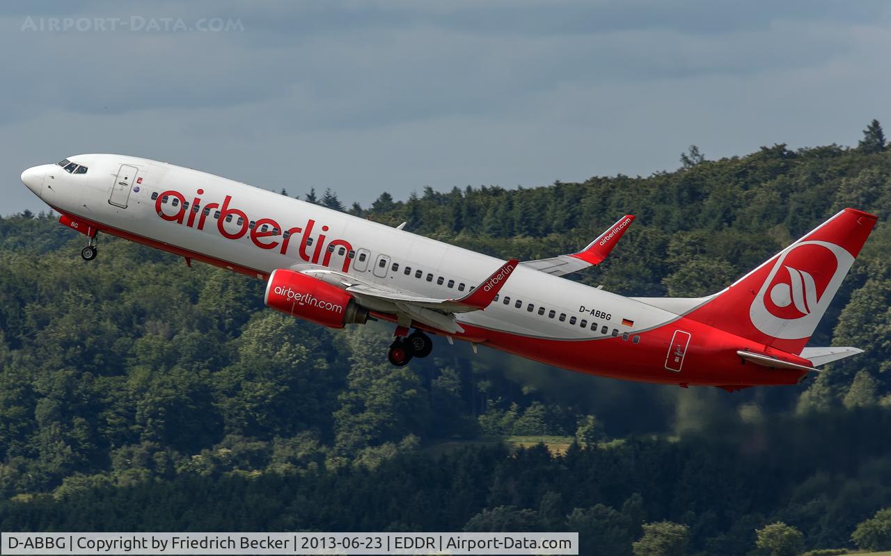 D-ABBG, 2002 Boeing 737-86J C/N 32918, departure to TXL via RW27