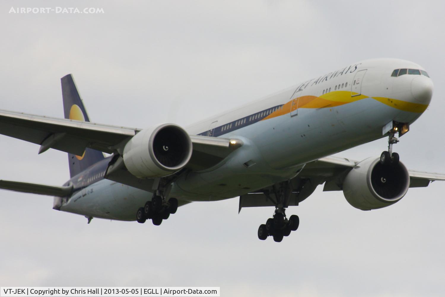 VT-JEK, 2008 Boeing 777-35R C/N 35165/696, Jet Airways