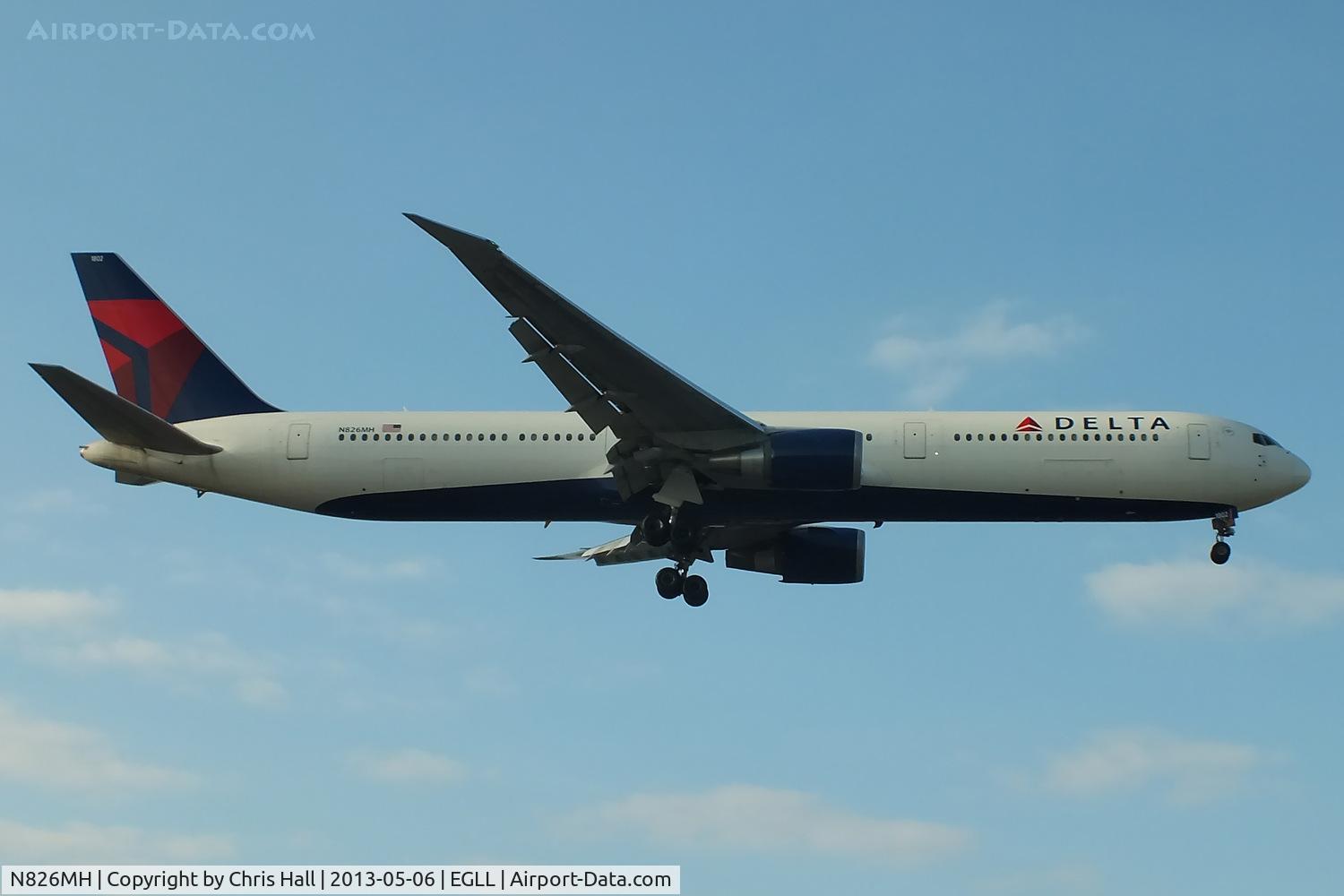 N826MH, 1999 Boeing 767-432/ER C/N 29713, Delta Air Lines