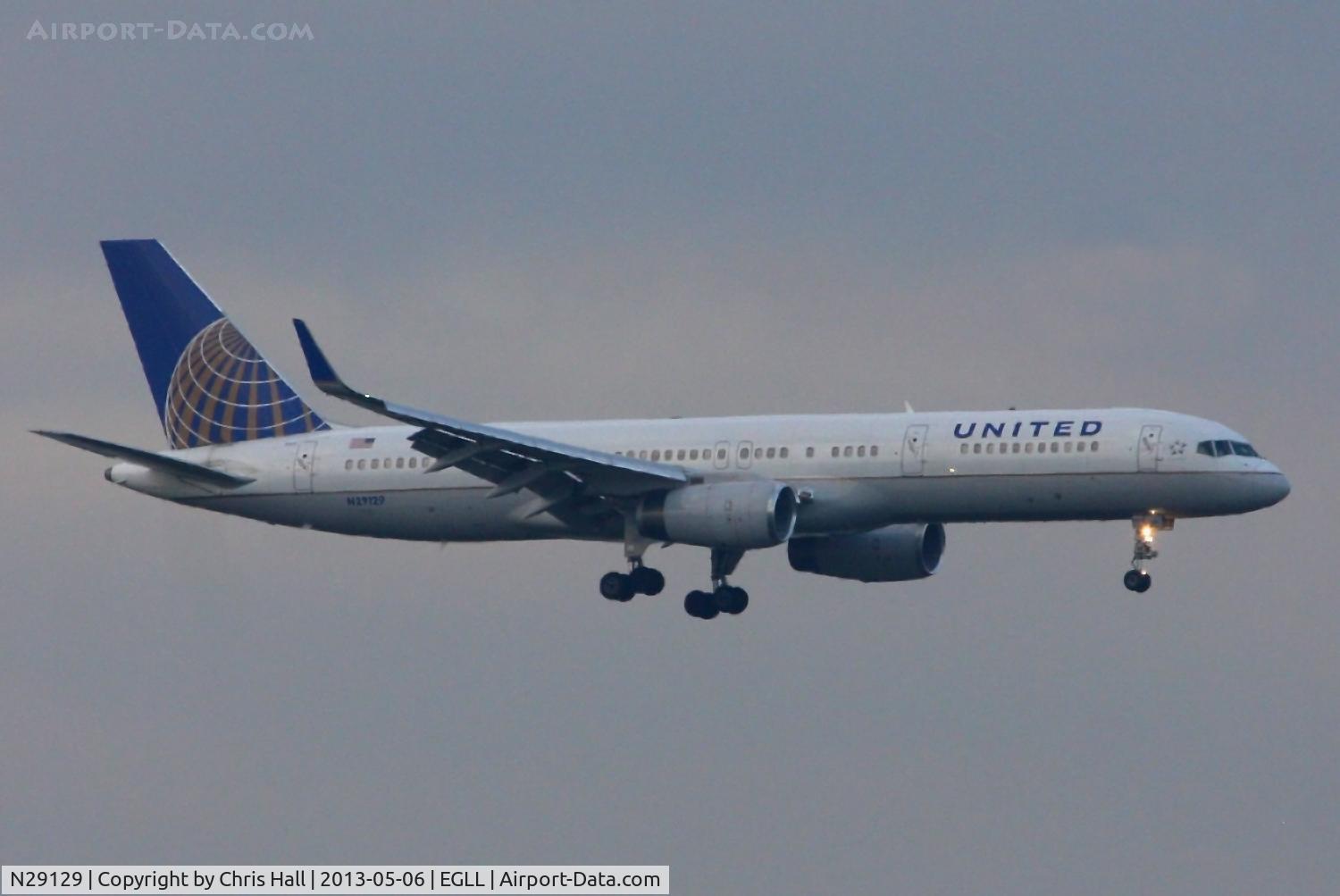 N29129, 1998 Boeing 757-224 C/N 28969, United Airlines