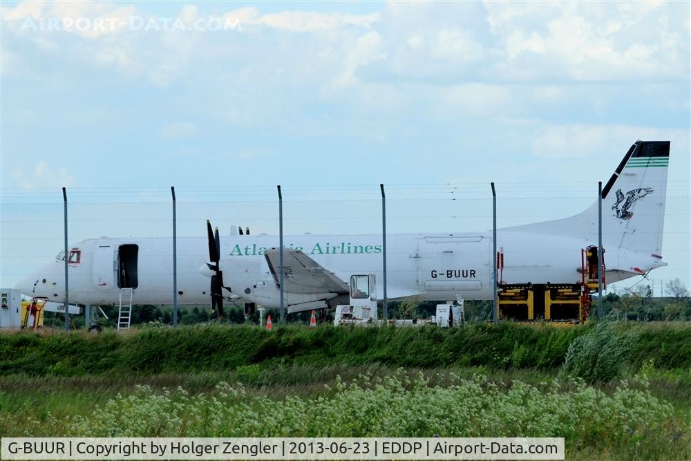 G-BUUR, 1990 British Aerospace ATP C/N 2024, Preparations for evening rush are running...