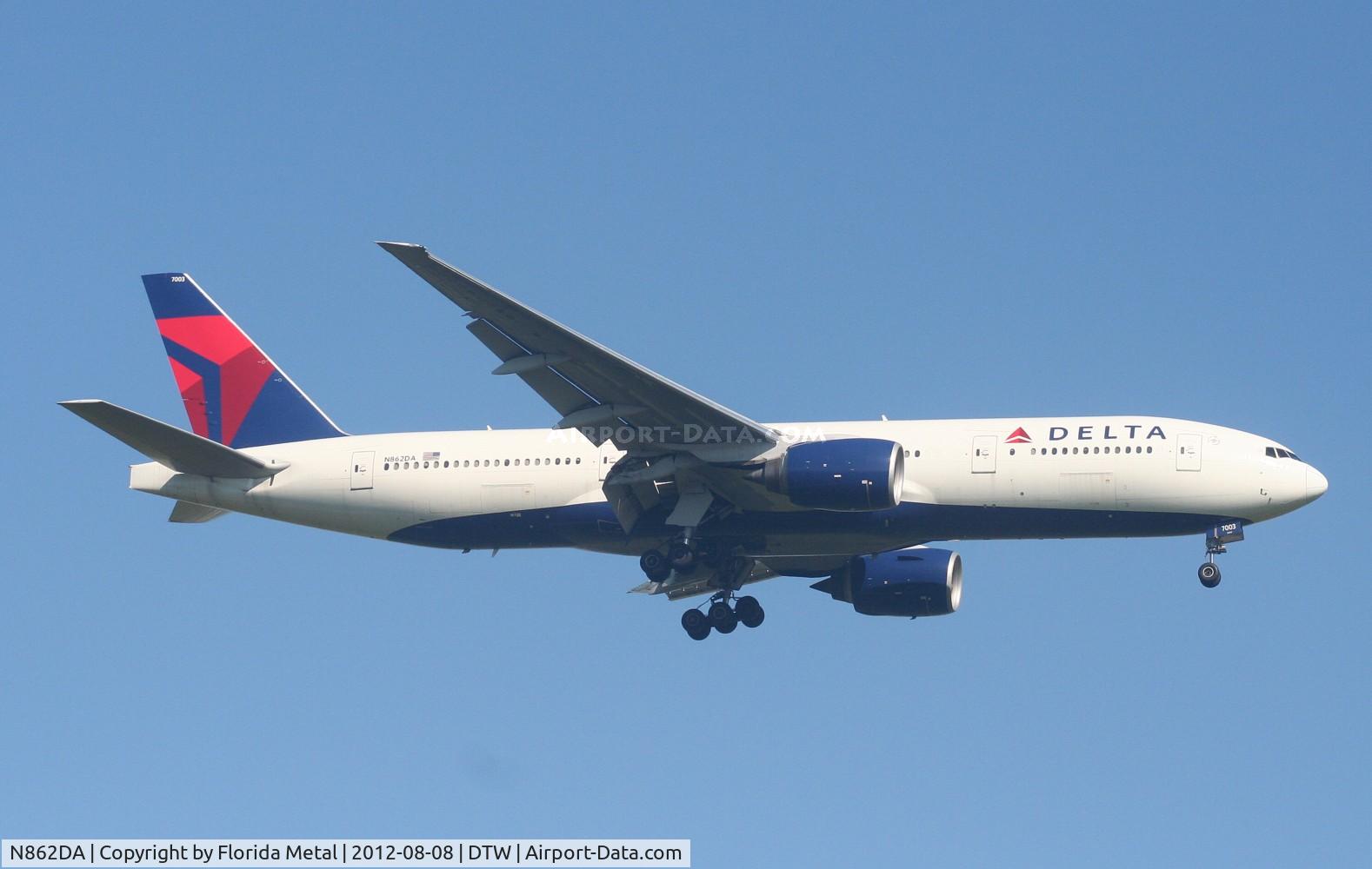 N862DA, 1999 Boeing 777-232 C/N 29734, Delta 777-200