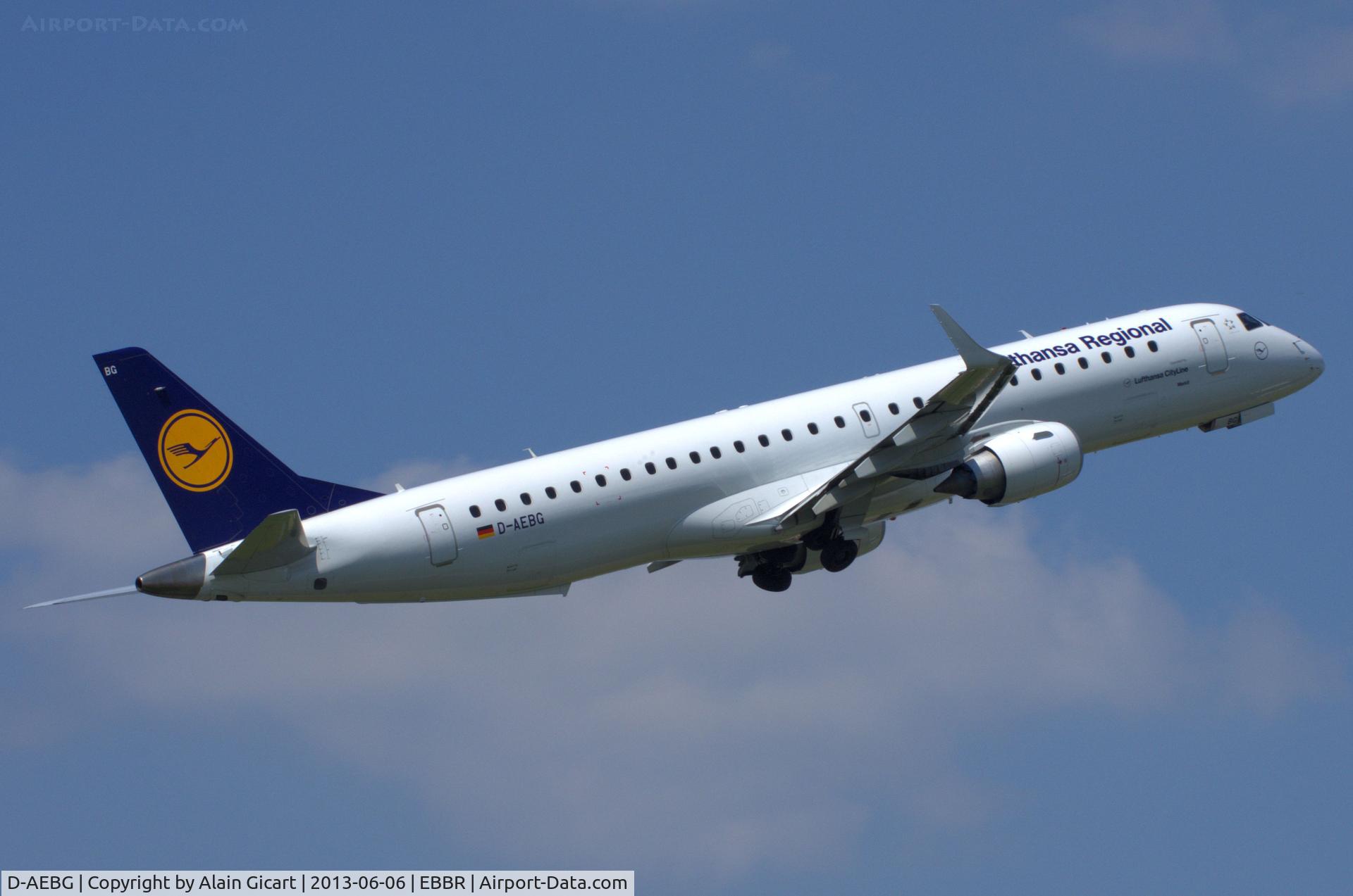 D-AEBG, 2011 Embraer 195LR (ERJ-190-200LR) C/N 19000423, Take-off