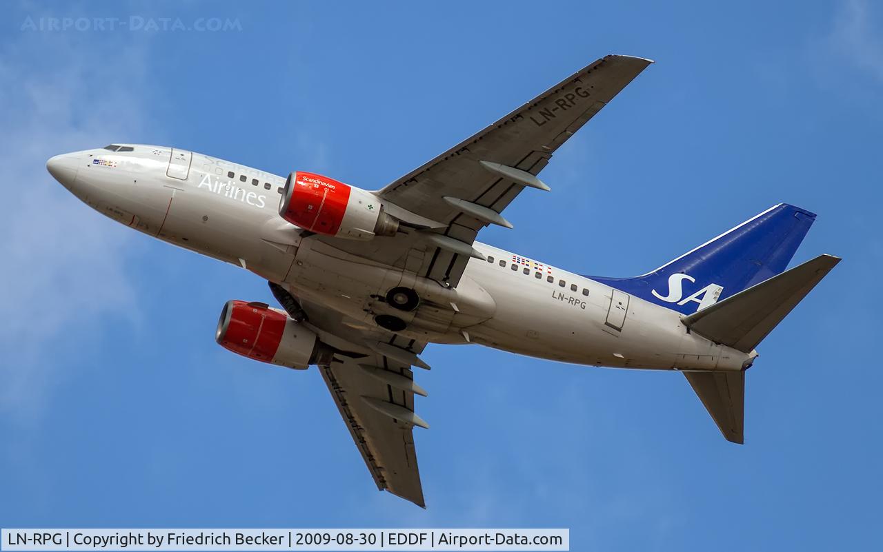 LN-RPG, 1999 Boeing 737-683 C/N 28310, departure from Frankfurt