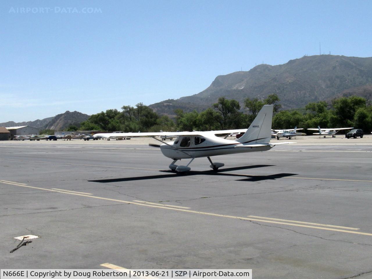 N666E, 1997 Stoddard-Hamilton GlaStar GS-1 C/N 5273, 1997 Powers GS-1 GlaStar, Lycoming O-320, taxi