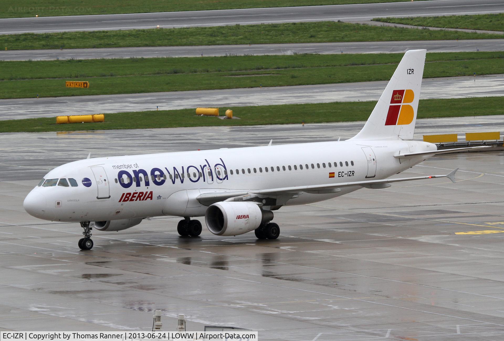EC-IZR, 2004 Airbus A320-214 C/N 2242, Iberia Airbus A320