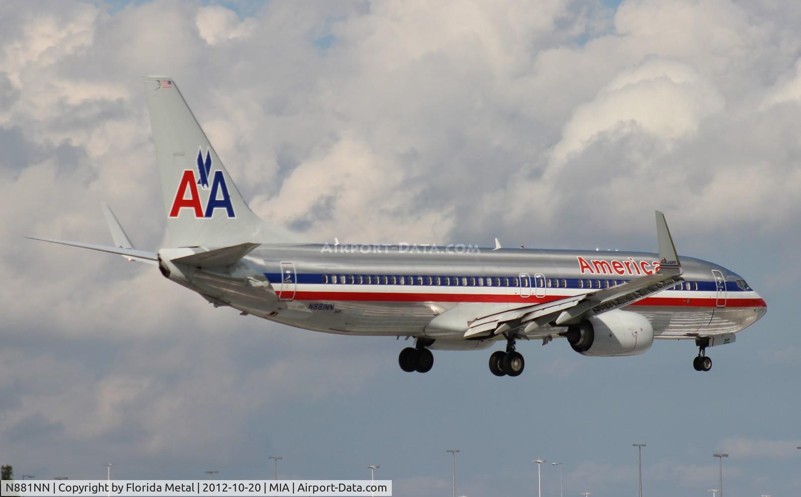 N881NN, Boeing 737-823 C/N 31135, American 737-800