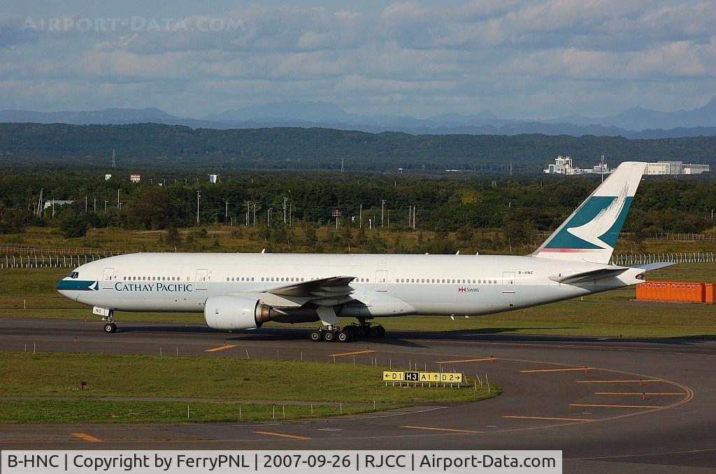 B-HNC, Boeing 777-267 C/N 27263, Cathay B772 in Sapporo