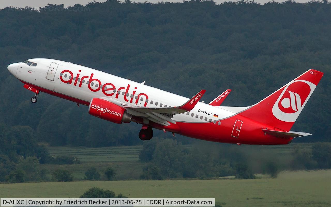 D-AHXC, 2007 Boeing 737-7K5 C/N 34693, departure to TXL