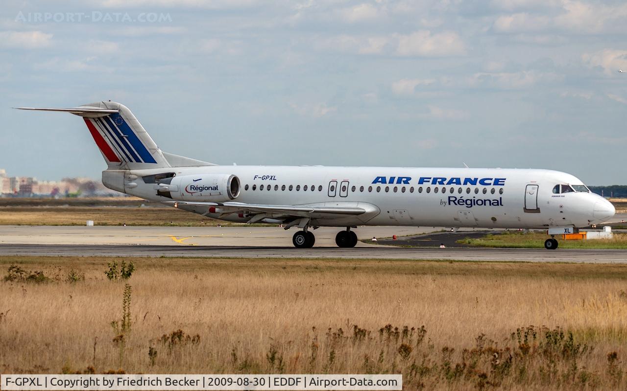 F-GPXL, 1990 Fokker 100 (F-28-0100) C/N 11290, departure via RW18W